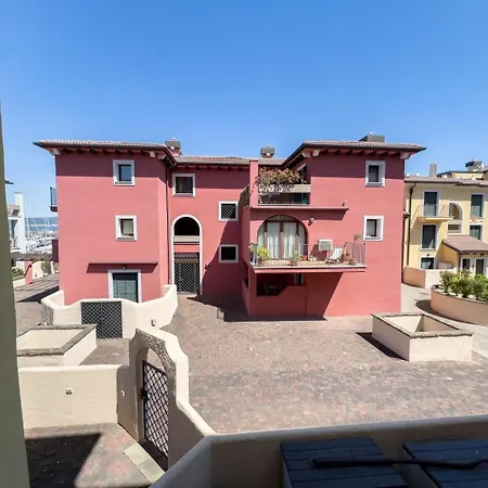 Porto San Rocco 12 Tirabora Short Rent