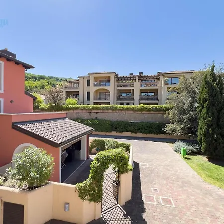 Porto San Rocco 12 Tirabora Short Rent, Con Parcheggio Privato Appartement