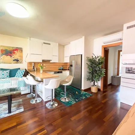 Apartment Porto San Rocco 12 Tirabora Short Rent *