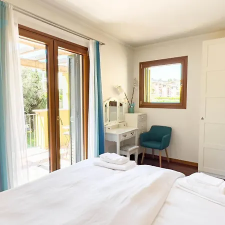 Porto San Rocco 12 Tirabora Short Rent, Con Parcheggio Privato Apartamento Múggia